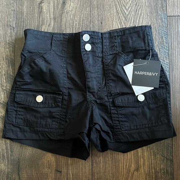 NEW Juniors Harper & Ivy Black Cargo Shorts XS - Picture 1 of 2